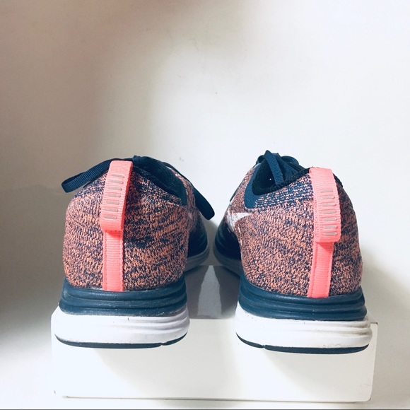 Nike Flyknit Lunar1+ Squadron Blue Atomic Pink Womens USA Size 7.5 UK 5 EUR 38.5 - Picture 11 of 11